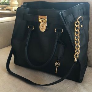 Michael Kors bag black with gold details